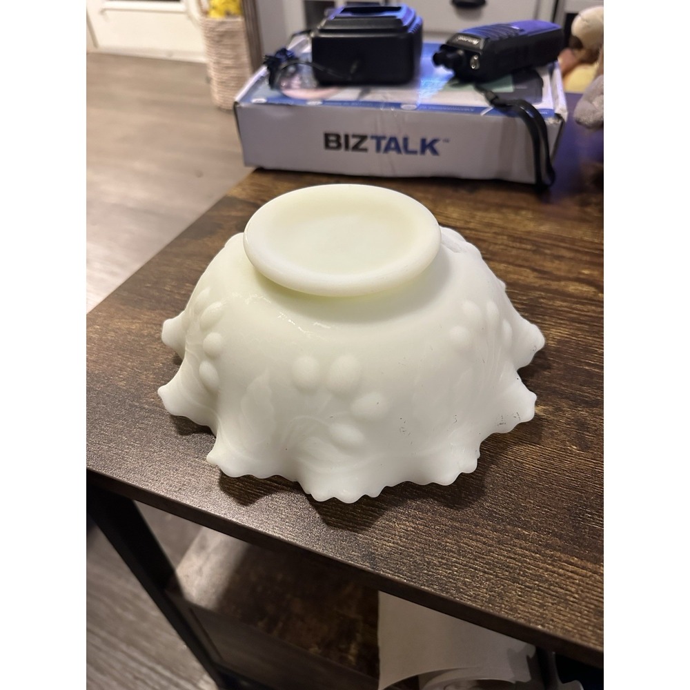 Vintage Imperial Custard Satin Milk Glass Stemmed Rose Ruffled Bowl 8" - Picture 3 of 9